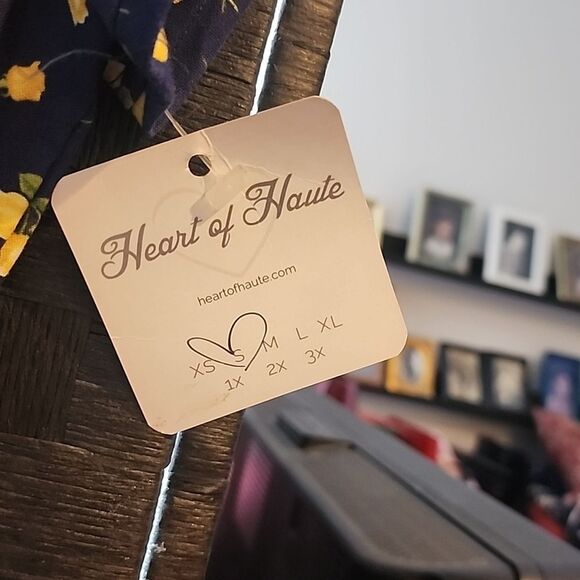 Heart Of Haute Floral Navy Dress Size S NWT - Picture 5 of 9